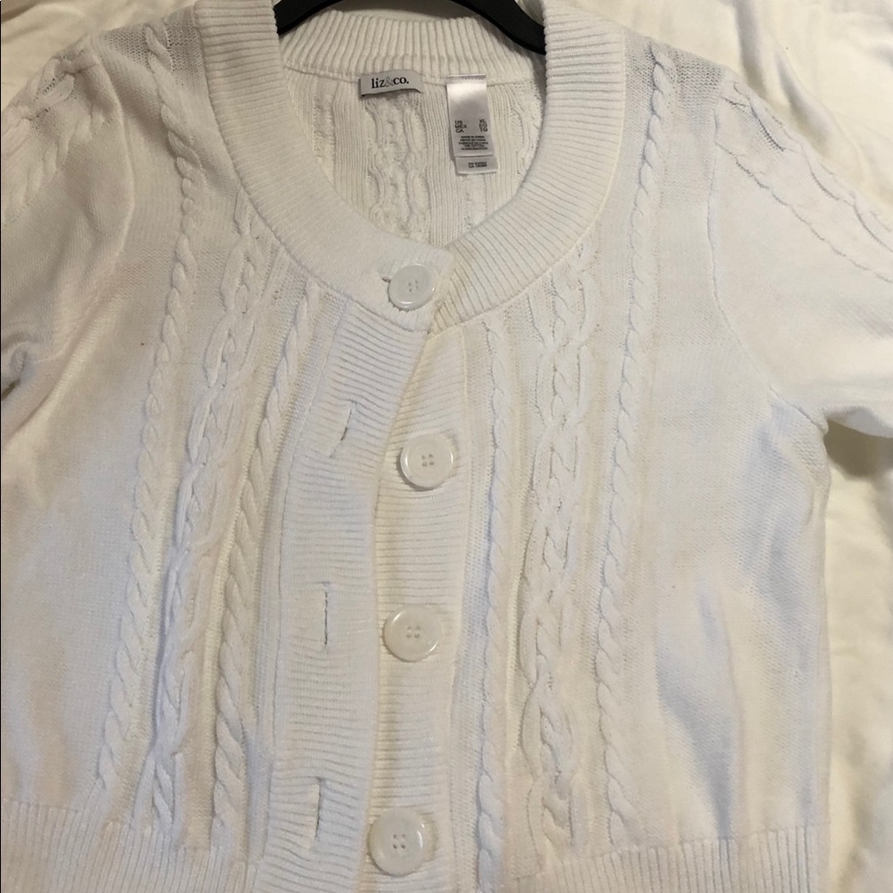 Liz. Claiborne short sleeve sweater.